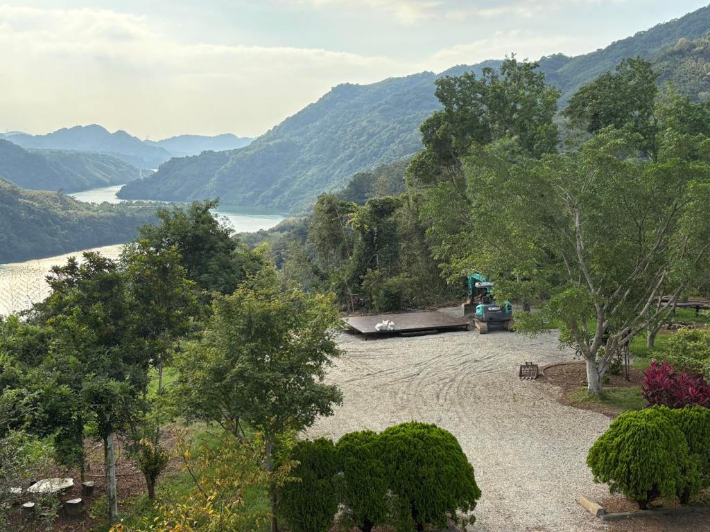 參加泰雅音樂市集，享受文化之旅